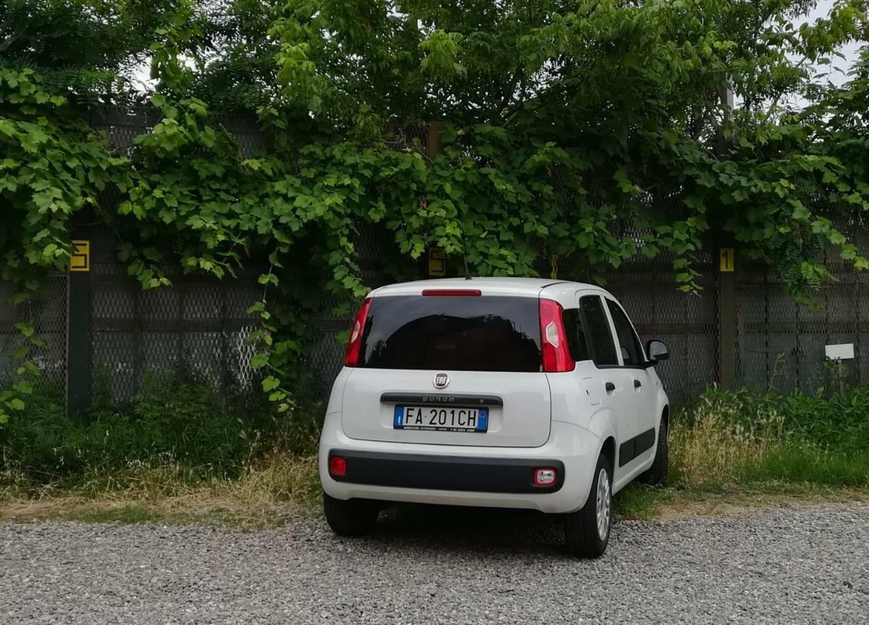 Pisolo Casa Vacanze Nuovo Appartamento Vicino All'Ospedale Sant'Orsola Bologna Bagian luar foto